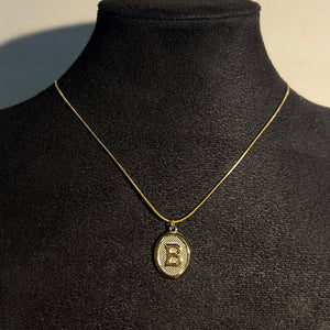 Initial necklace - Hera Jewellery