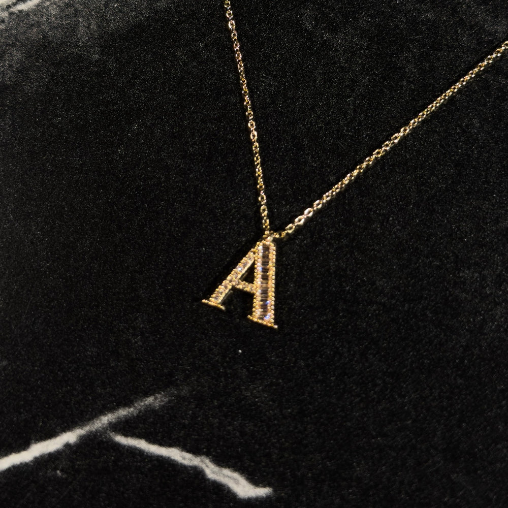 Initial necklace baguette - Hera Jewellery