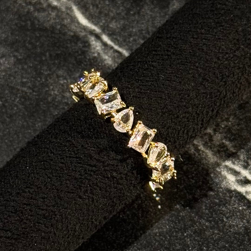 Narjiss ring white - Hera Jewellery