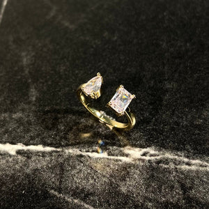Pear ring - Hera Jewellery