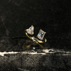 Pear ring - Hera Jewellery