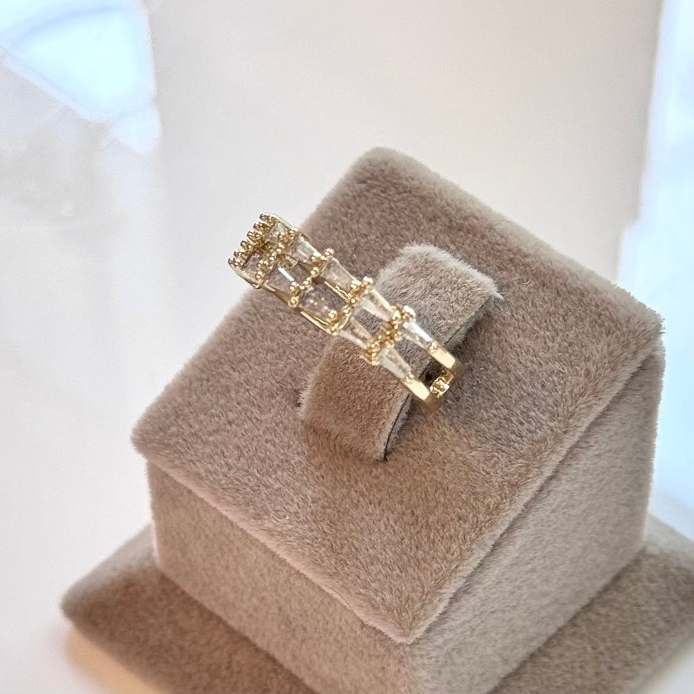 Throne element ring - Hera Jewellery